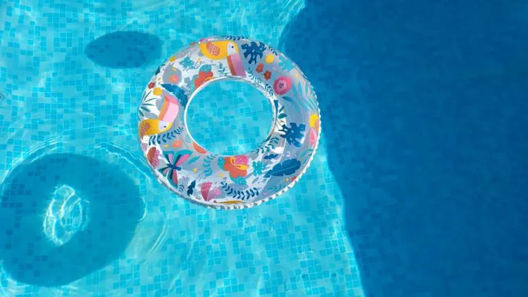 Concrete, fiberglass, or vinyl pool: Which option is best for you?